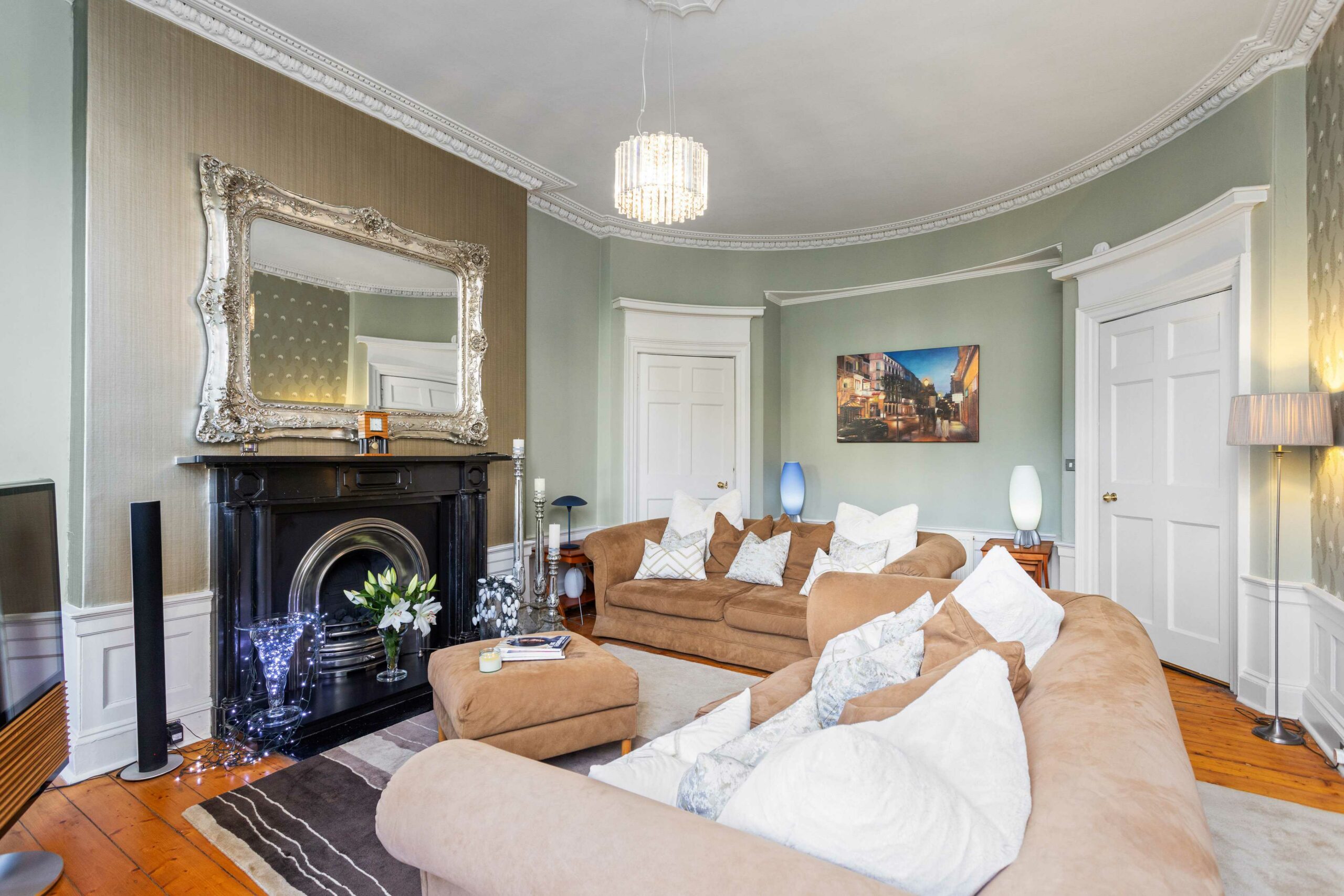 Period property sitting room Edinburgh